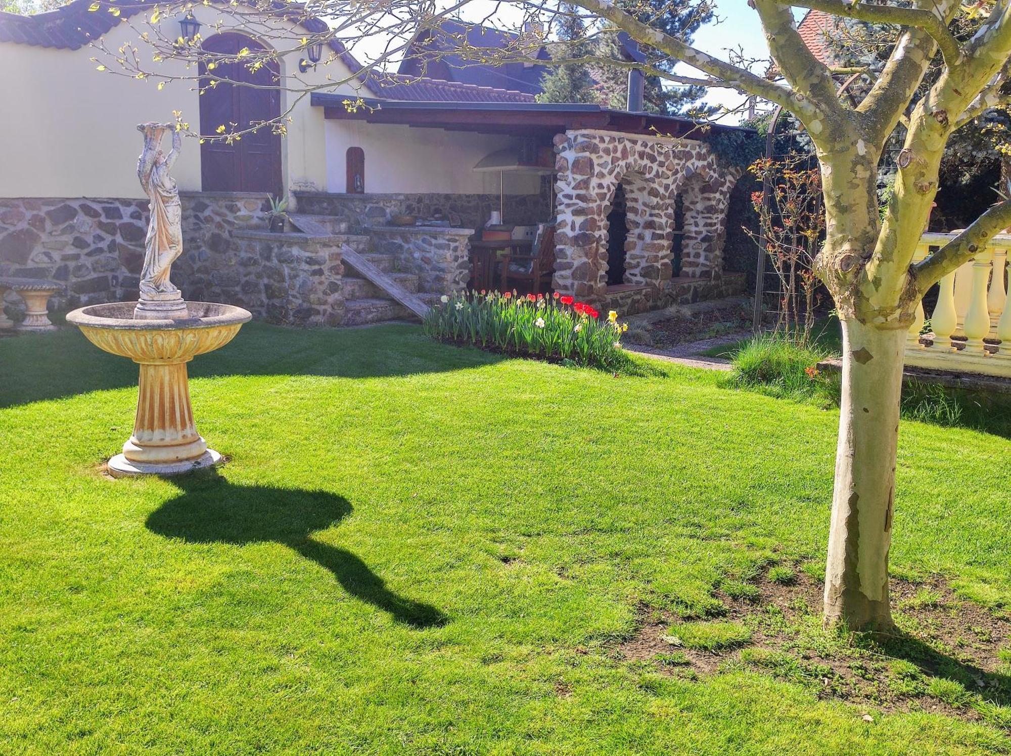 Penzion a Restaurace Nad Hradem Křivoklát Esterno foto